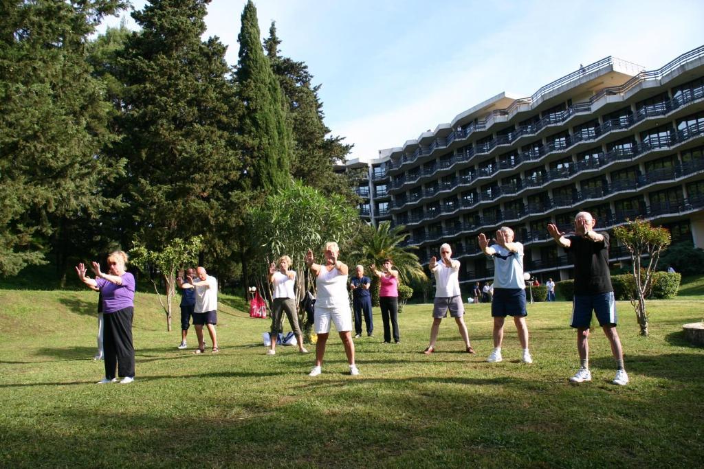 Hotel And Health Center Igalo Herceg Novi Luaran gambar